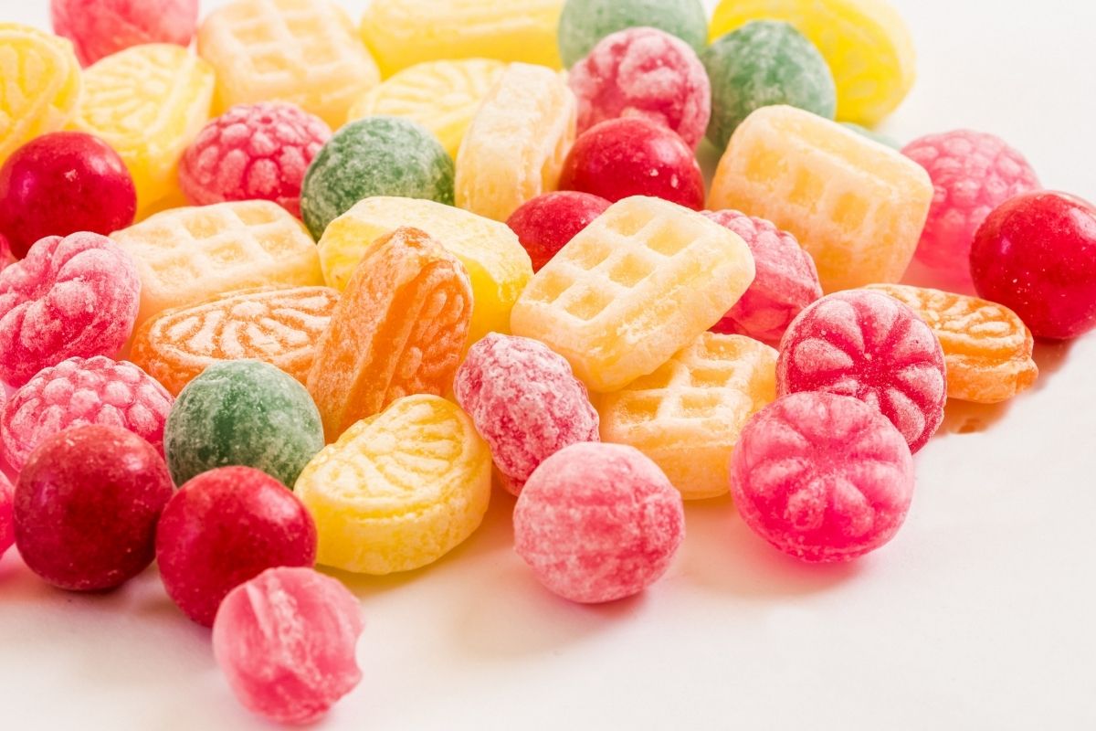 6 Sensational Candies From The 1960s