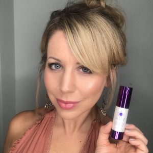 Iluma intense brightening eye cream