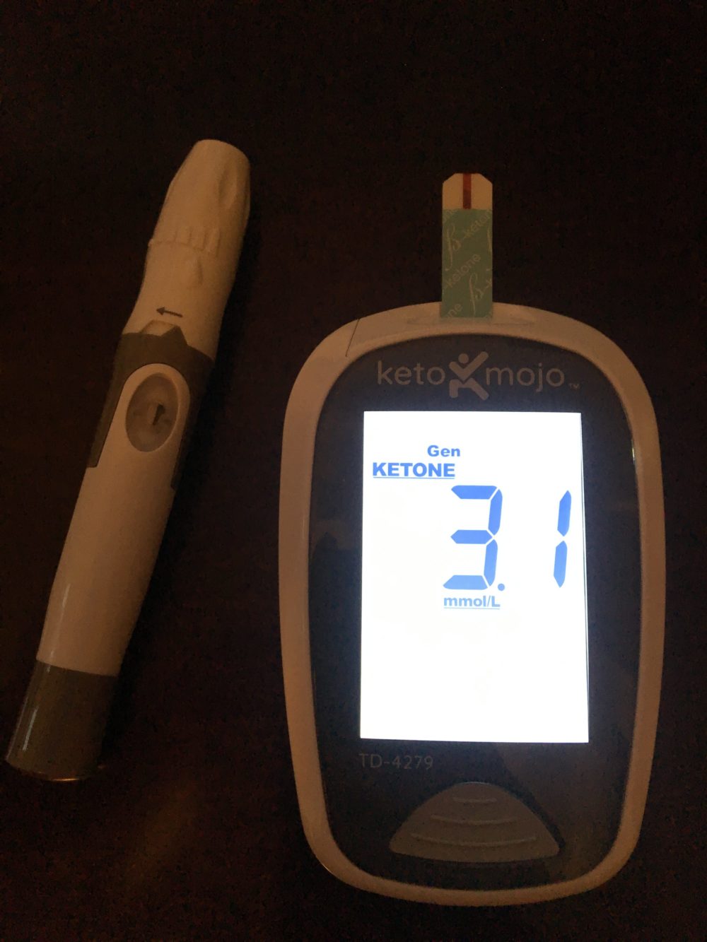 Keto Max testing with Keto Mojo